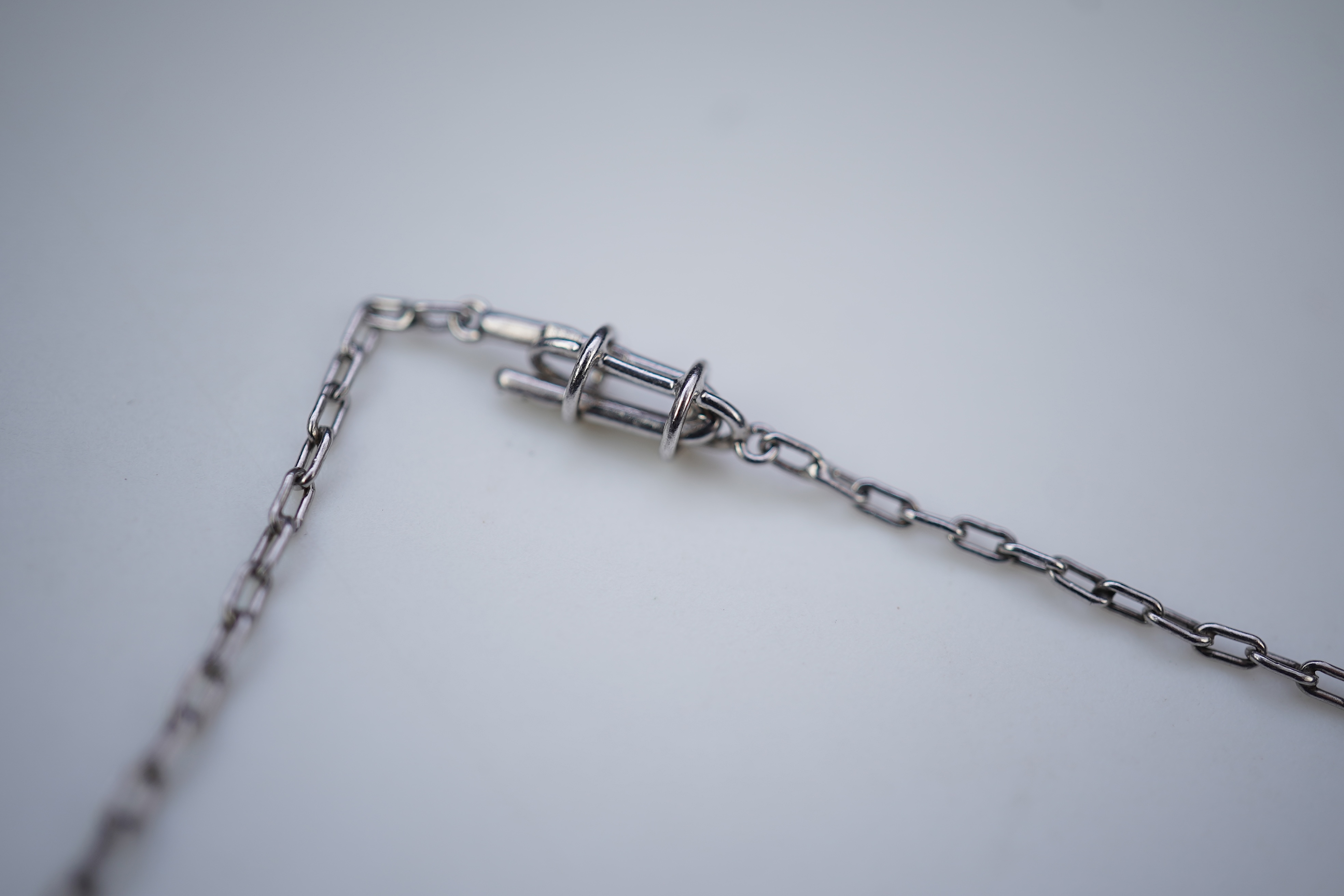 An Edwardian aquamarine and diamond pendant, circa 1910